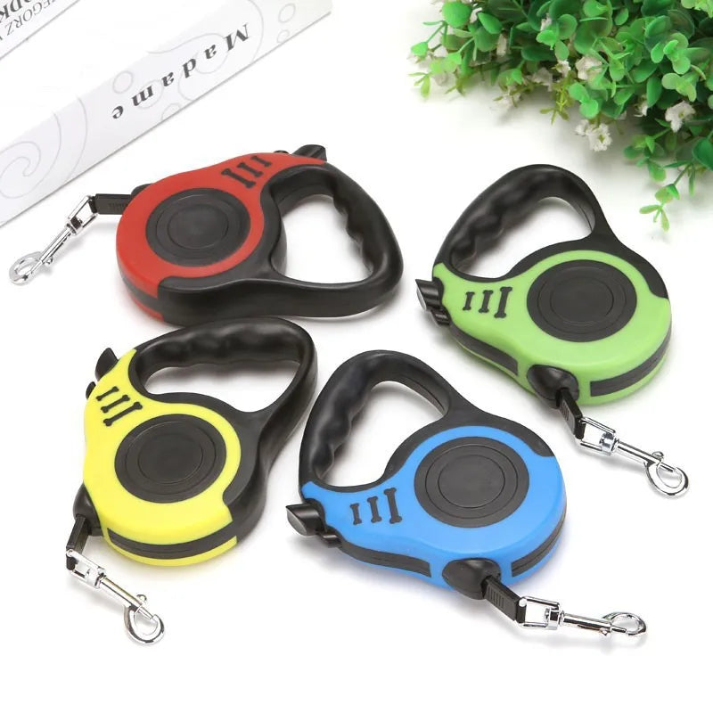 Retractable Dog Leash – Durable, Tangle-Free & Comfortable Grip