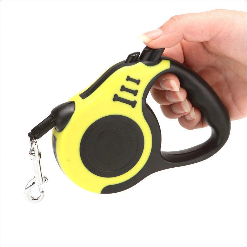 Retractable Dog Leash – Durable, Tangle-Free & Comfortable Grip